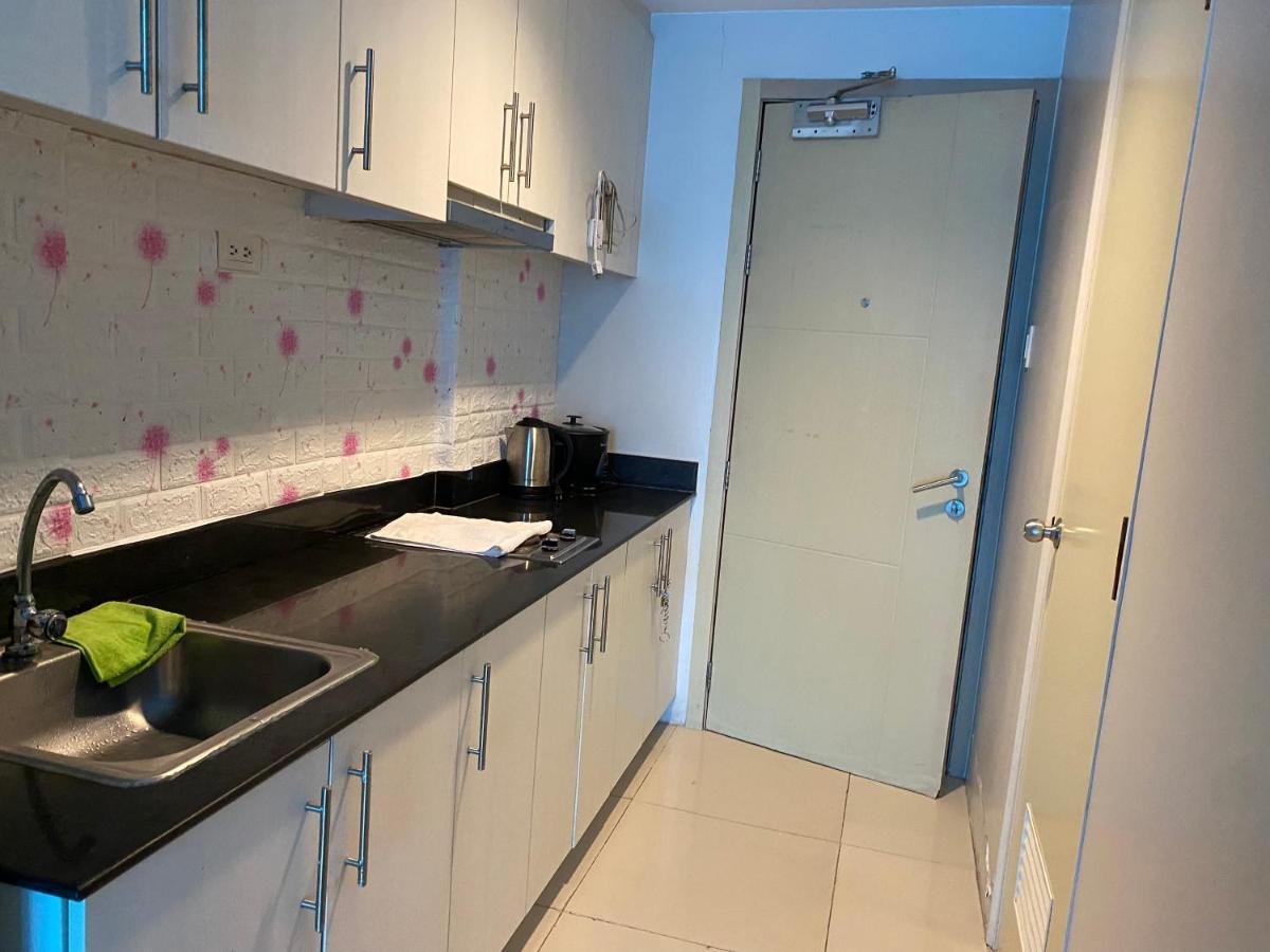 Azenith Staycation At Sea Residences Moa Pasay Exterior foto
