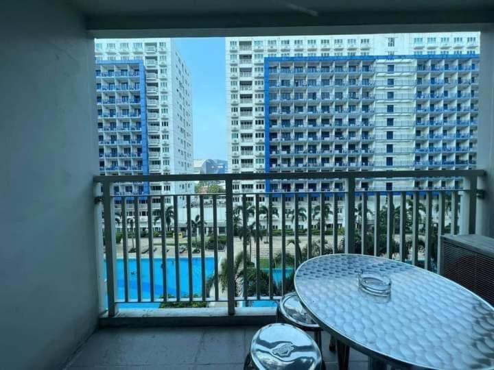Azenith Staycation At Sea Residences Moa Pasay Exterior foto